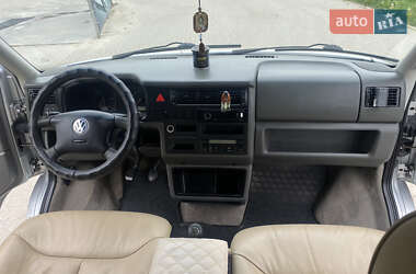 Минивэн Volkswagen Caravelle 2002 в 