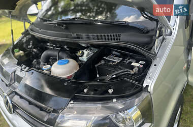 Минивэн Volkswagen Caravelle 2012 в 