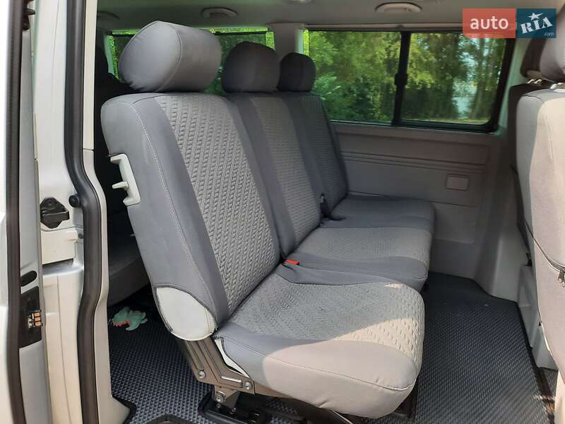 Минивэн Volkswagen Caravelle 2014 в Днепре