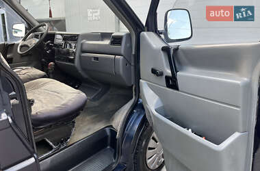 Минивэн Volkswagen Caravelle 1992 в 