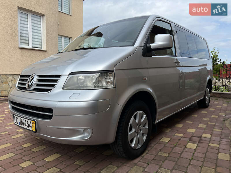 Минивэн Volkswagen Caravelle 2009 в 