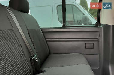 Минивэн Volkswagen Caravelle 2009 в 