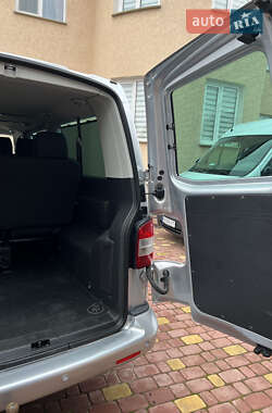 Минивэн Volkswagen Caravelle 2009 в 