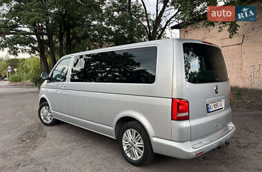 Минивэн Volkswagen Caravelle 2010 в 