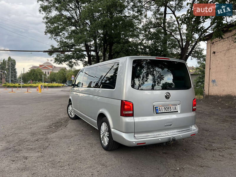 Минивэн Volkswagen Caravelle 2010 в Каменском