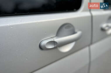 Минивэн Volkswagen Caravelle 2010 в 