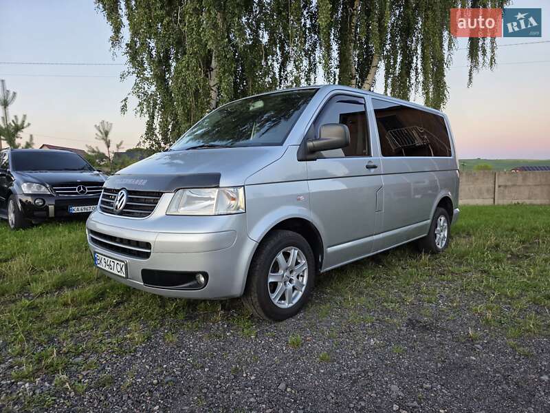 Volkswagen Caravelle 2008