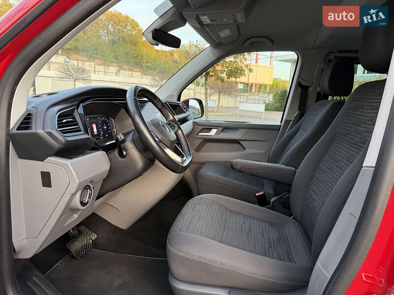 Минивэн Volkswagen Caravelle 2020 в Ровно
