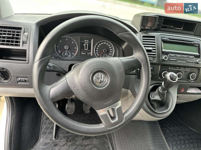 Мінівен Volkswagen Caravelle 2011 в Львові