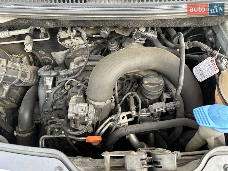 Мінівен Volkswagen Caravelle 2011 в Львові