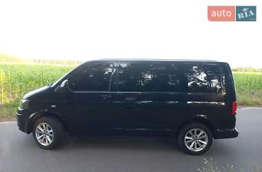 Минивэн Volkswagen Caravelle 2010 в 