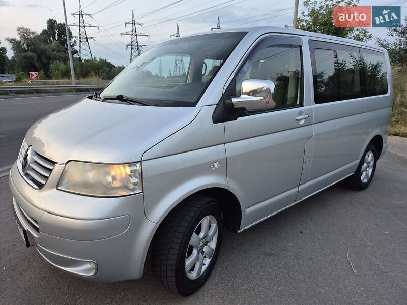 Минивэн Volkswagen Caravelle 2008 в Киеве