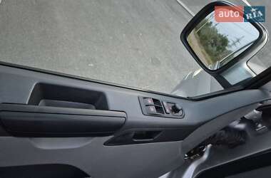 Минивэн Volkswagen Caravelle 2008 в 
