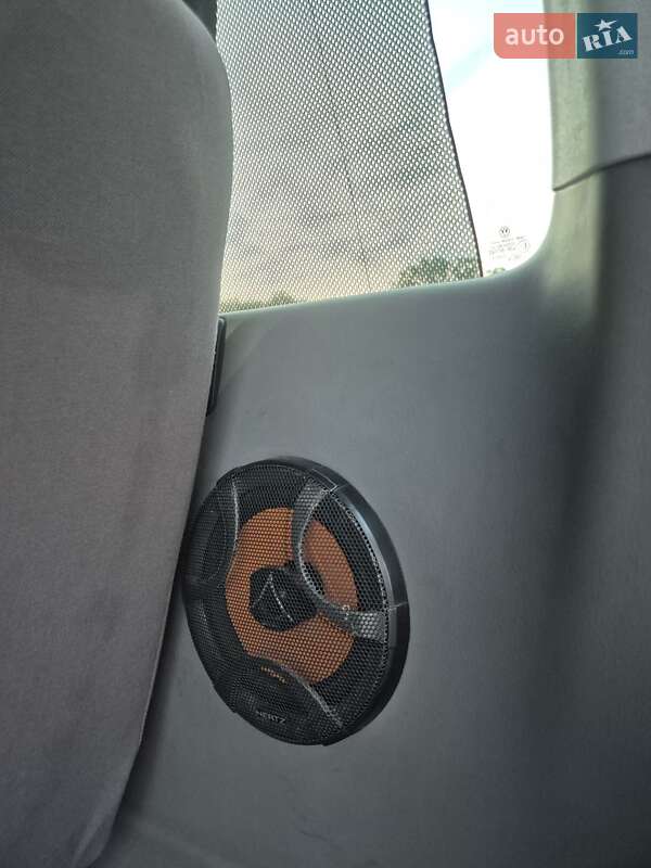 Минивэн Volkswagen Caravelle 2008 в Киеве