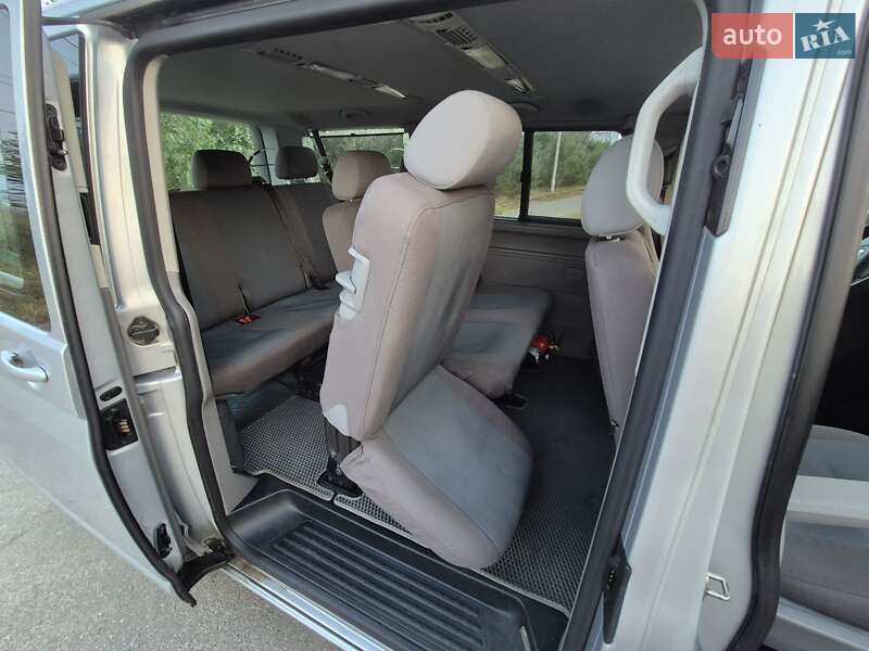 Минивэн Volkswagen Caravelle 2008 в Киеве