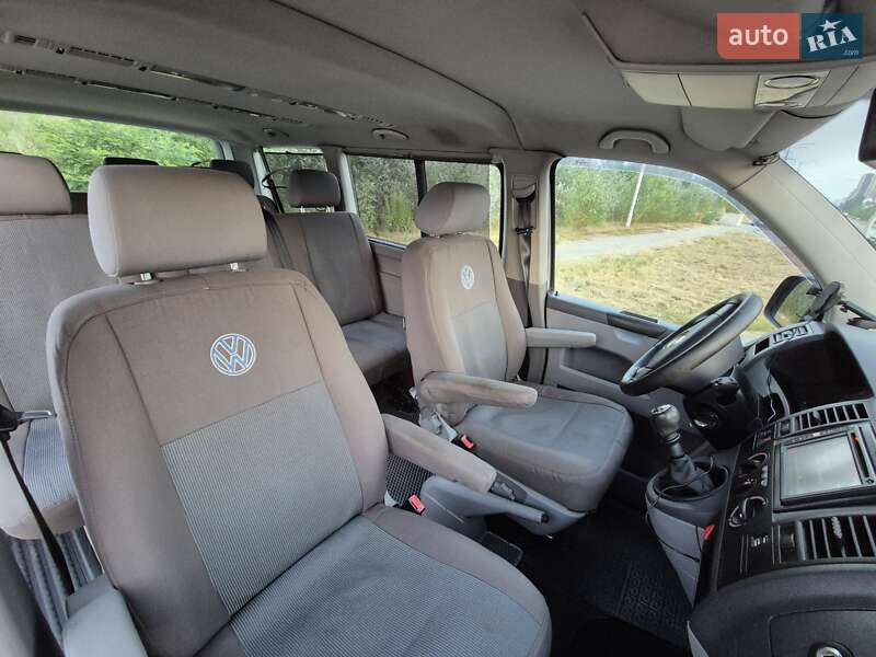 Минивэн Volkswagen Caravelle 2008 в Киеве