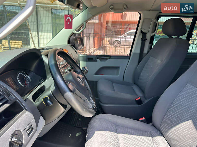 Минивэн Volkswagen Caravelle 2013 в Одессе