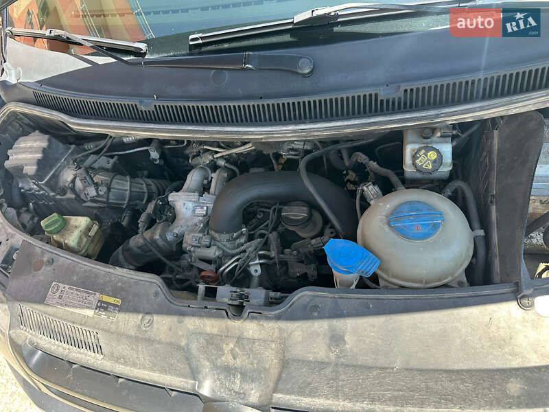 Минивэн Volkswagen Caravelle 2013 в Одессе