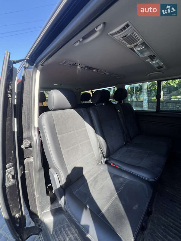 Мінівен Volkswagen Caravelle 2018 в Виноградові