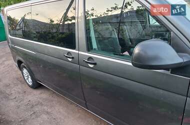 Минивэн Volkswagen Caravelle 2012 в 