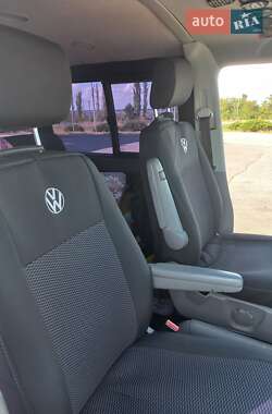Минивэн Volkswagen Caravelle 2012 в 