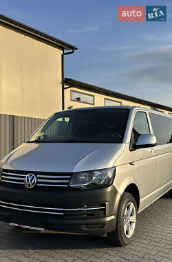 Минивэн Volkswagen Caravelle 2016 в Хмельницком