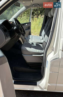 Минивэн Volkswagen Caravelle 2008 в 