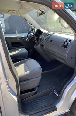 Минивэн Volkswagen Caravelle 2014 в 