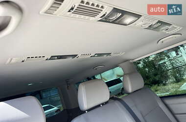 Минивэн Volkswagen Caravelle 2010 в 