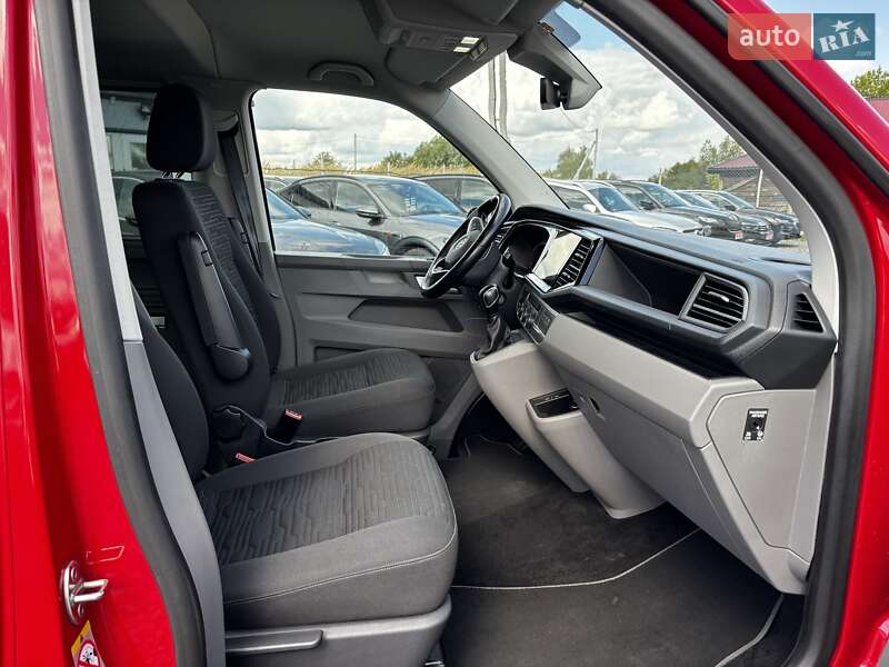 Минивэн Volkswagen Caravelle 2020 в Львове