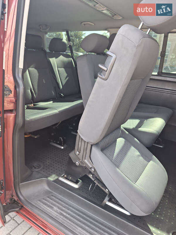 Микроавтобус Volkswagen Caravelle 2007 в Ужгороде