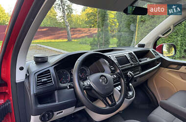 Минивэн Volkswagen Caravelle 2018 в 