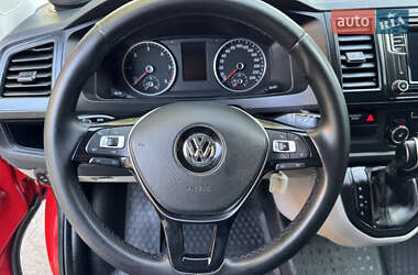 Минивэн Volkswagen Caravelle 2018 в 