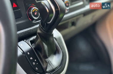 Минивэн Volkswagen Caravelle 2018 в 