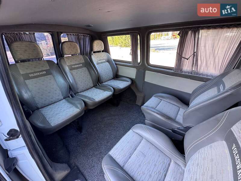 Минивэн Volkswagen Caravelle 2003 в Запорожье