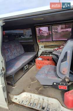Минивэн Volkswagen Caravelle 2000 в 
