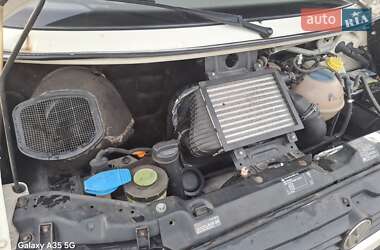 Минивэн Volkswagen Caravelle 1999 в 