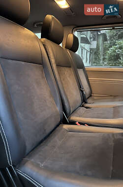 Минивэн Volkswagen Caravelle 2013 в 