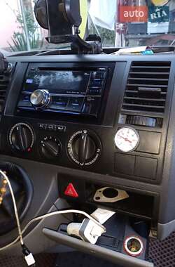 Минивэн Volkswagen Caravelle 2008 в 