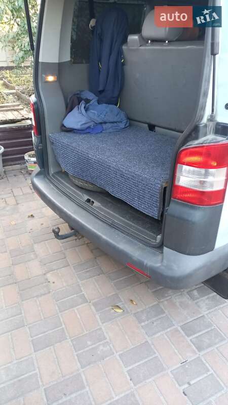 Минивэн Volkswagen Caravelle 2008 в Киеве