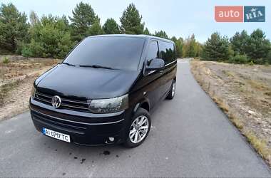 Минивэн Volkswagen Caravelle 2010 в 