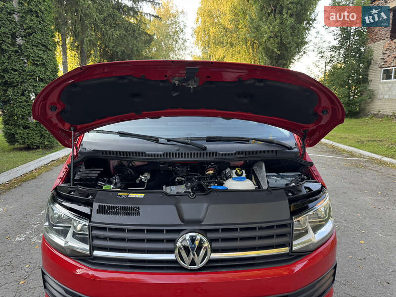 Минивэн Volkswagen Caravelle 2018 в Ровно фото 72 Минивэн Volkswagen Caravelle 2018 в Ровно