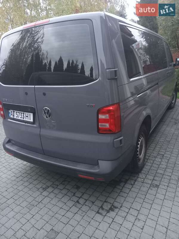 Мінівен Volkswagen Caravelle 2017 в Івано-Франківську