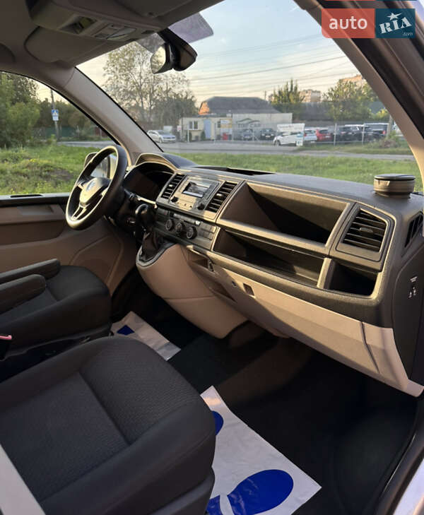 Мінівен Volkswagen Caravelle 2016 в Хмельницькому фото 9 Мінівен Volkswagen Caravelle 2016 в Хмельницькому