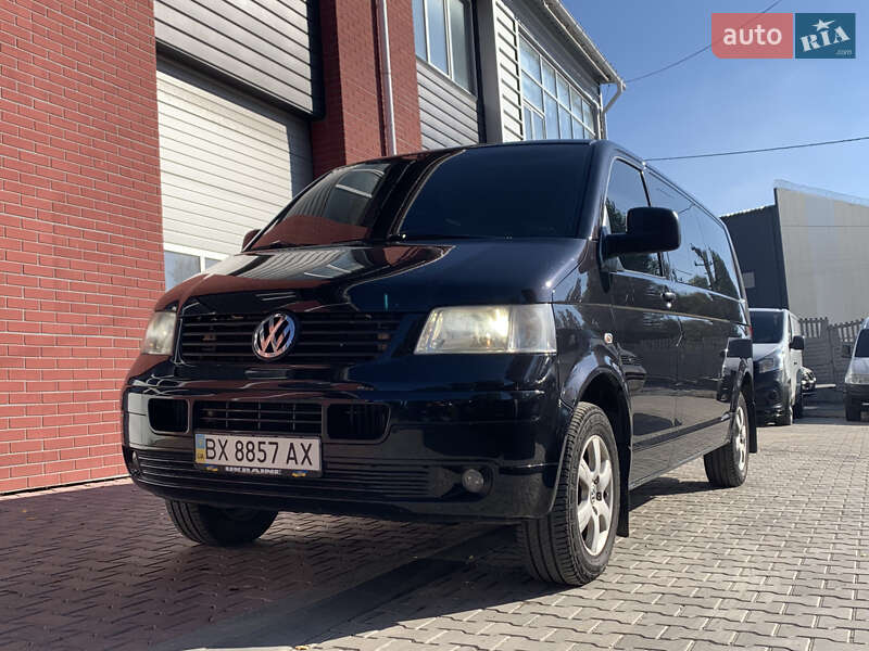 Минивэн Volkswagen Caravelle 2009 в Хмельницком