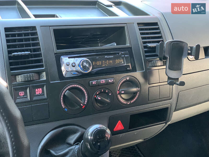 Минивэн Volkswagen Caravelle 2009 в Хмельницком