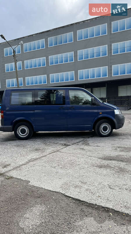 Минивэн Volkswagen Caravelle 2007 в Львове