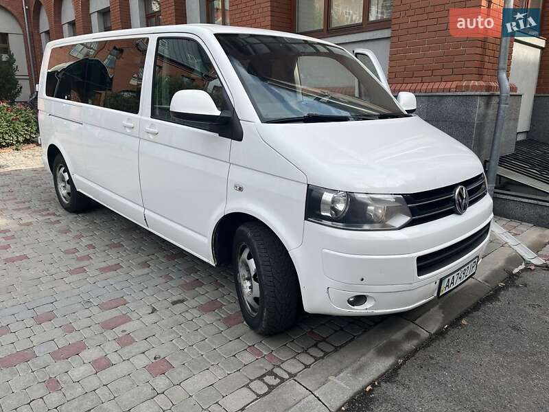 Мінівен Volkswagen Caravelle 2014 в Харкові фото Мінівен Volkswagen Caravelle 2014 в Харкові