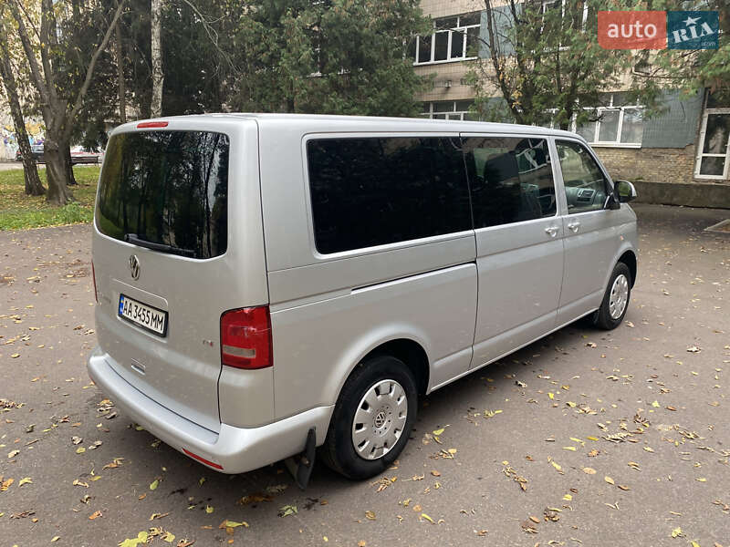 Мінівен Volkswagen Caravelle 2014 в Києві