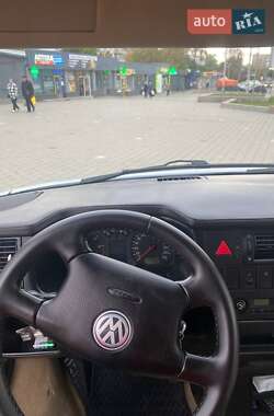 Мінівен Volkswagen Caravelle 2003 в  фото 10 Мінівен Volkswagen Caravelle 2003 в